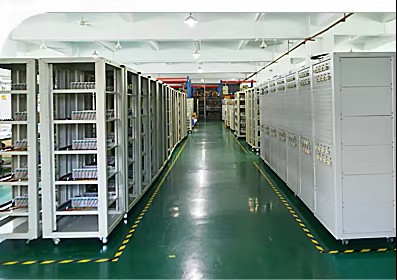 ما الفرق بين بطاريات الحالة الصلبة للطائرات بدون طيار وبطاريات الليثيوم أيون？